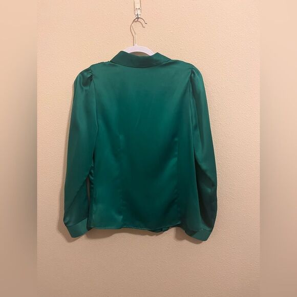 East 5th Green Button-Up Shirt - Picture 2 of 4